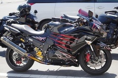 zx14r_03s.jpg(25056 byte)